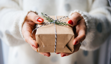 Five SEAL-Approved Survival Gifts