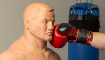 Self-Defense Moves Even a 15-Year-Old Can Do [Video Update]