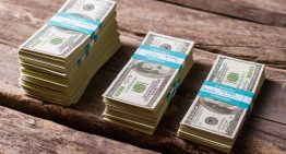 Couple stumbles upon $40,000 at thrift store