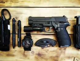 11 Items You Should Always Have on You