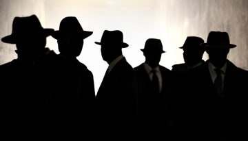 Spy Secrets for Blending In