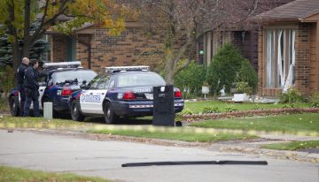 Shot 3 times, cop still wins gunfight