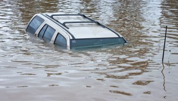 How to Survive a Swiftly Sinking Vehicle
