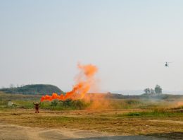 3 Lightweight and compact signal flares for your kit