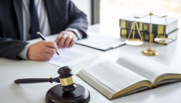 Shady lawyer dupes federal judge using artificial intelligence
