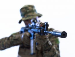 Which optic is best: red dot or green dot?